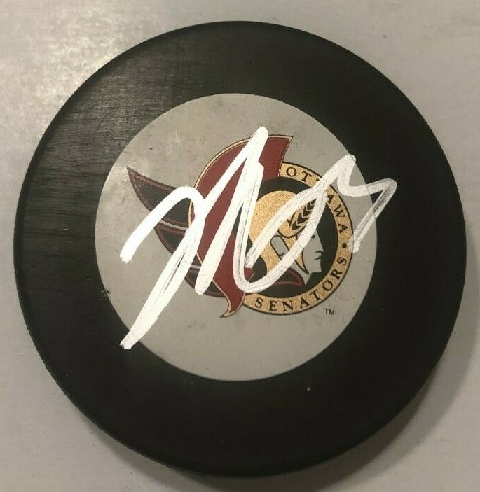 TYLER ENNIS SIGNED OTTAWA SENATORS HOCKEY PUCK W/ CASE COA