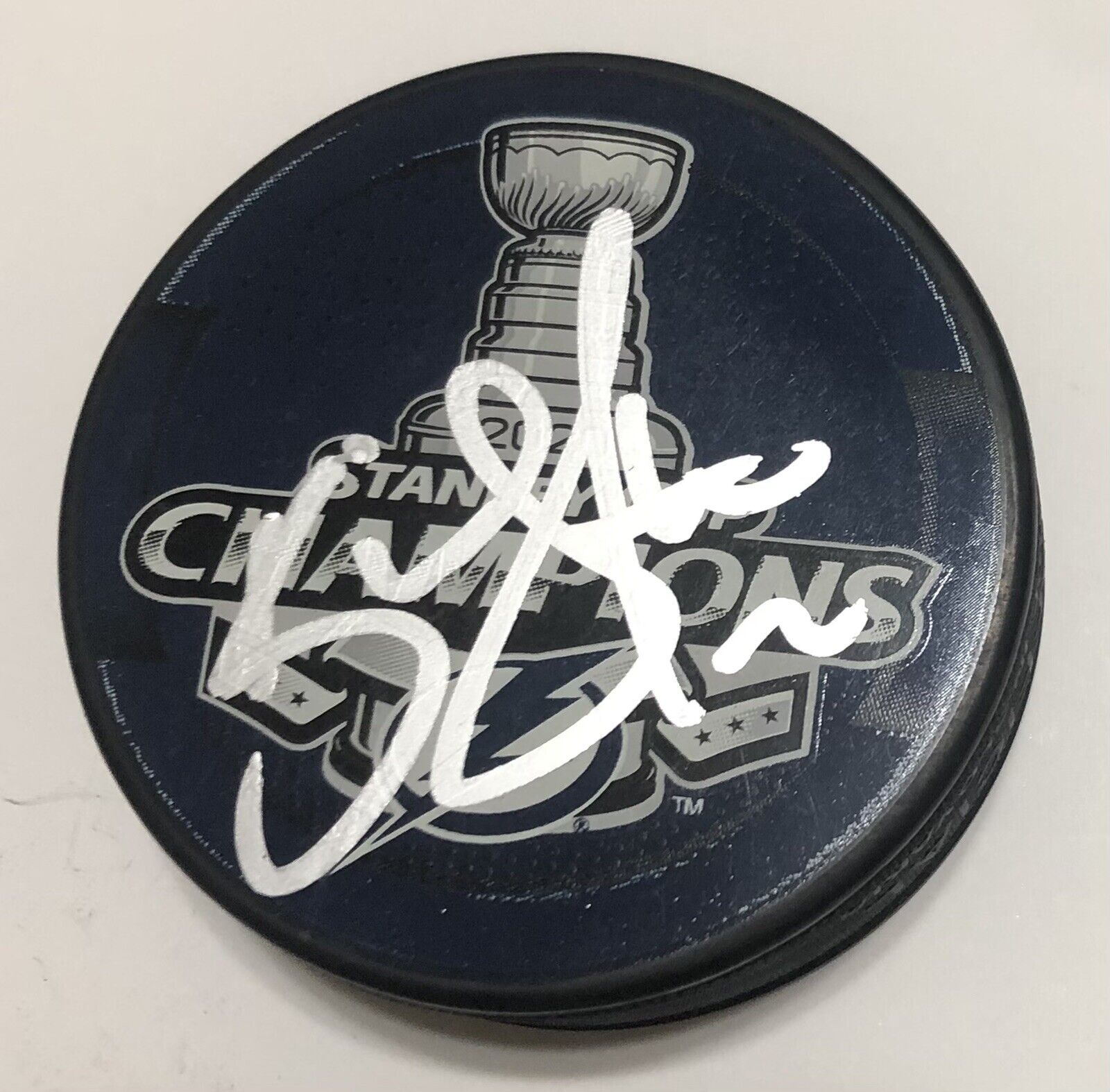 KEVIN SHATTENKIRK SIGNED 2020 STANLEY CUP PUCK W/ CASE TAMPA BAY LIGHTNING COA