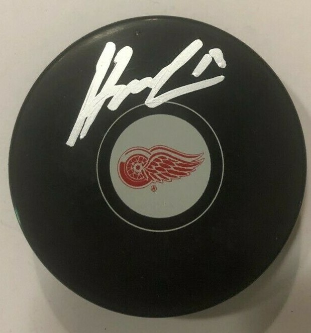 FILIP HRONEK SIGNED DETROIT RED WINGS HOCKEY PUCK W/ CASE COA