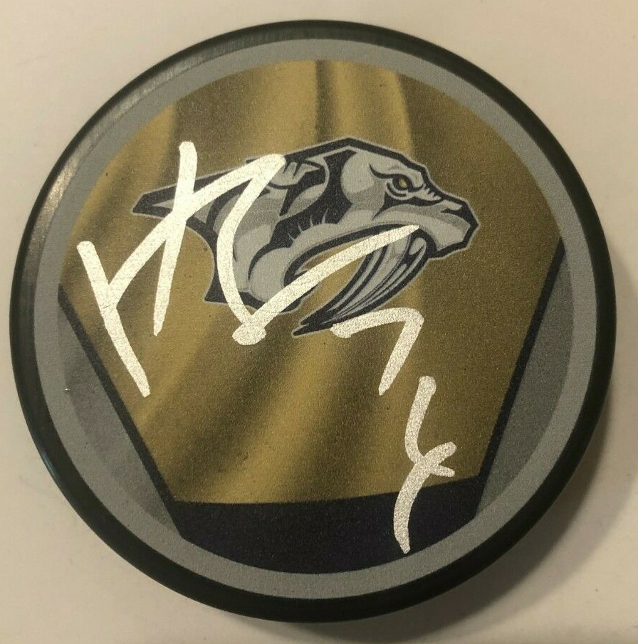 JUUSE SAROS SIGNED NASHVILLE PREDATORS HOCKEY PUCK W/ CASE COA