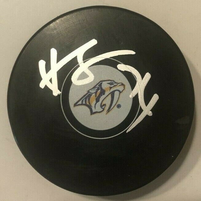 JUUSE SAROS SIGNED NASHVILLE PREDATORS HOCKEY PUCK W/ CASE COA