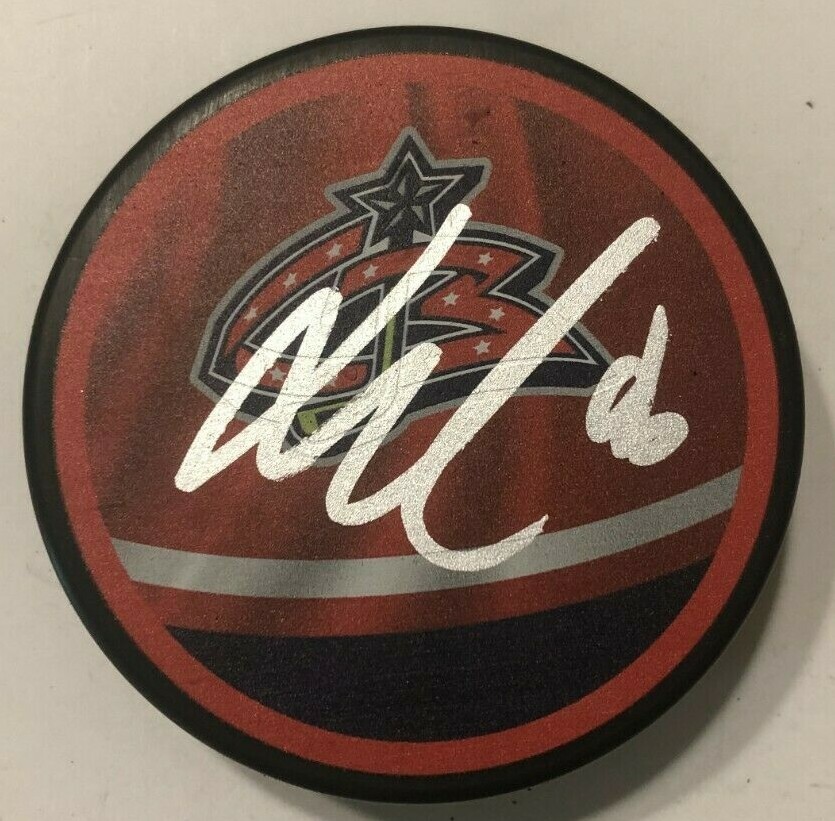 JACK ROSLOVIC SIGNED COLUMBUS BLUE JACKETS HOCKEY PUCK W/ CASE COA
