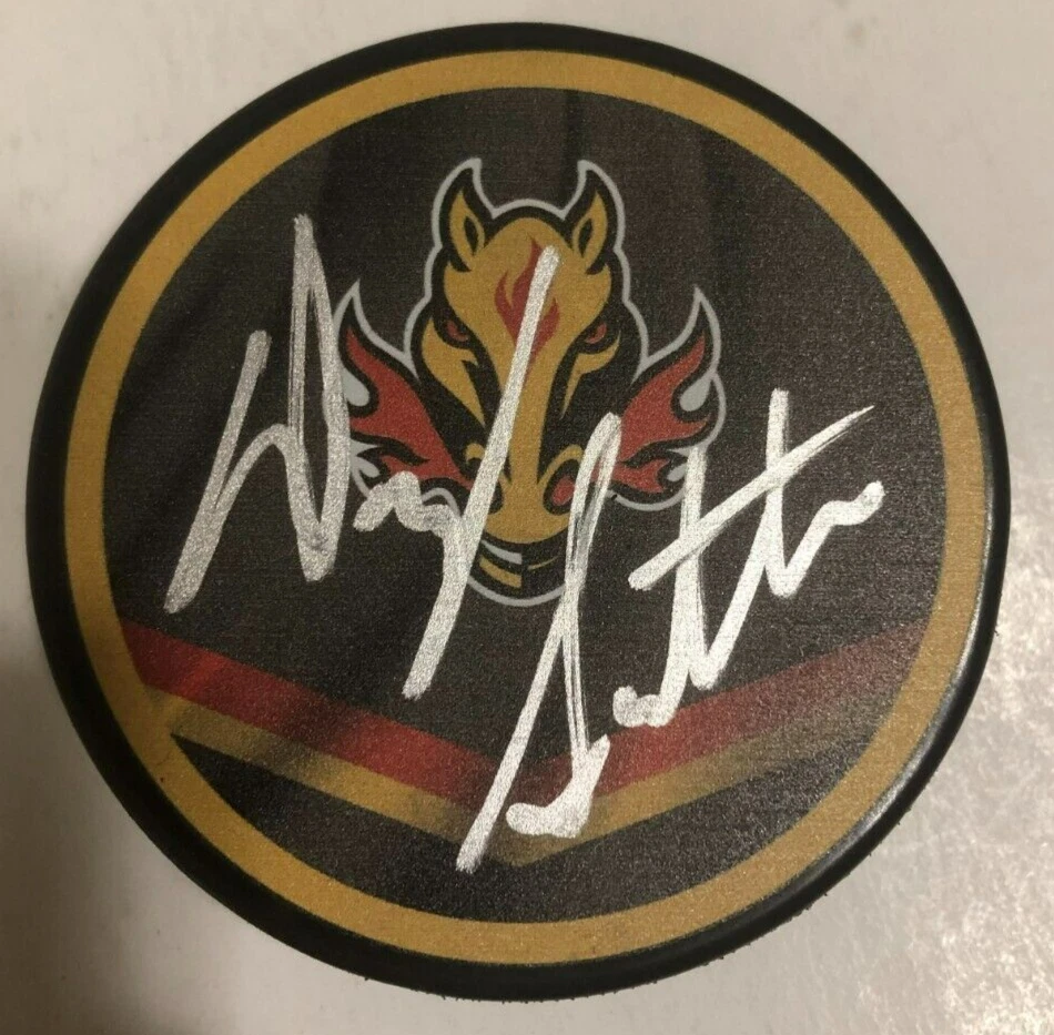 DARRYL SUTTER SIGNED AUTOGRAPHED CALGARY FLAMES HOCKEY PUCK W/ CASE COA
