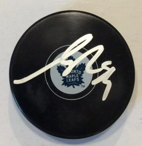 NICHOLAS ROBERTSON SIGNED TORONTO MAPLE LEAFS HOCKEY PUCK W/ CASE NICK COA