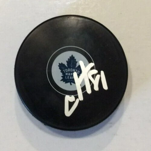 MAC HOLLOWAY SIGNED TORONTO MAPLE LEAFS HOCKEY PUCK W/ CASE COA