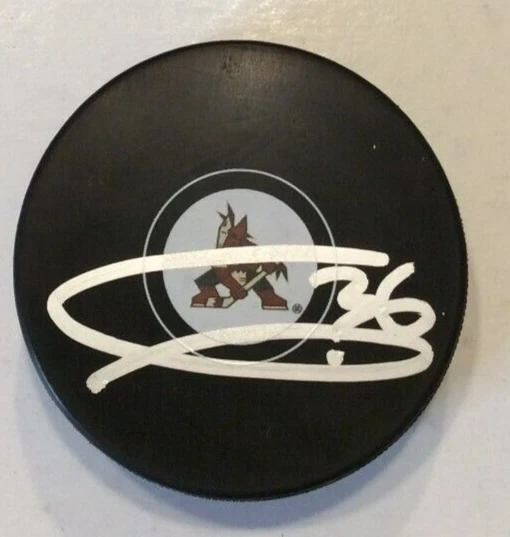 CHRISTIAN FISCHER SIGNED ARIZONA COYOTES HOCKEY PUCK W/ CASE COA