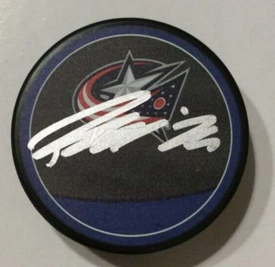 PATRIK LAINE SIGNED COLUMBUS BLUE JACKETS HOCKEY PUCK W/ CASE COA