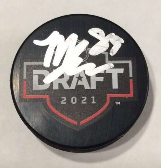 MATTHEW KNIES SIGNED 2021 NHL DRAFT HOCKEY PUCK W/ CASE TORONTO MAPLE LEAFS COA