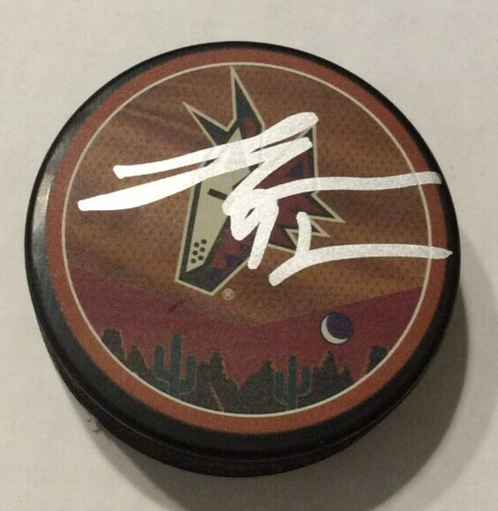 LOGAN COOLEY SIGNED ARIZONA COYOTES HOCKEY PUCK W/ CASE COA