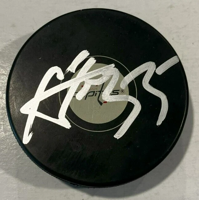 SERGEI GONCHAR SIGNED WASHINGTON CAPITALS HOCKEY PUCK W/ CASE COA