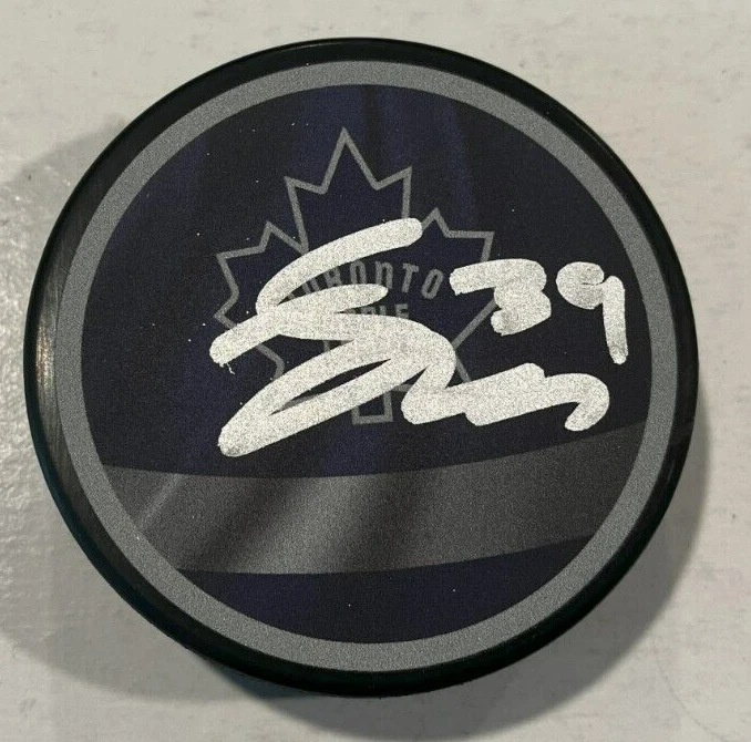 FRASER MINTEN SIGNED TORONTO MAPLE LEAFS HOCKEY PUCK W/ CASE COA