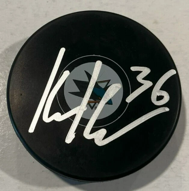 KAAPO KAHKONEN SIGNED SAN JOSE SHARKS HOCKEY PUCK W/ CASE COA