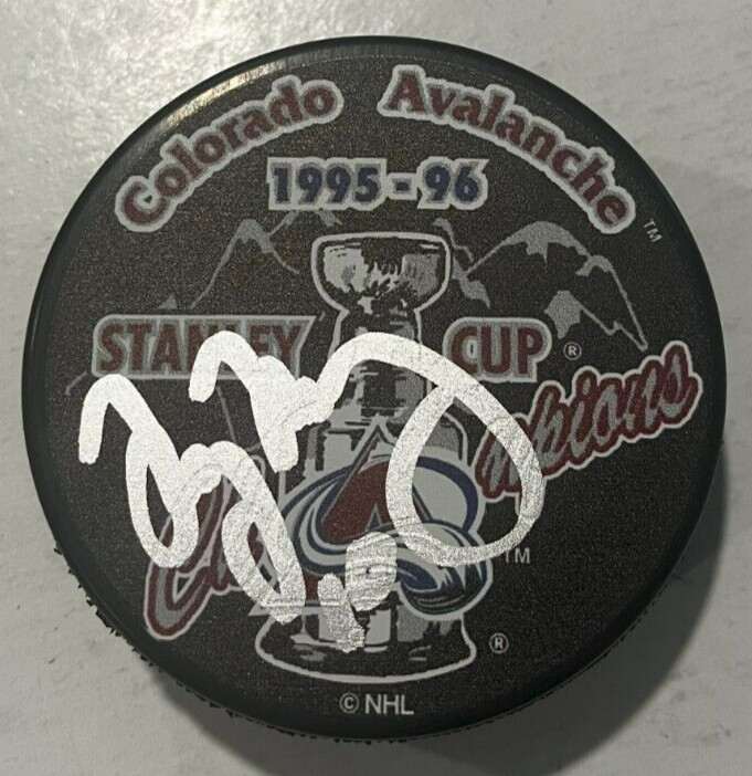 TROY MURRAY SIGNED COLORADO AVALANCHE 1996 STANLEY CUP HOCKEY PUCK W/ CASE COA