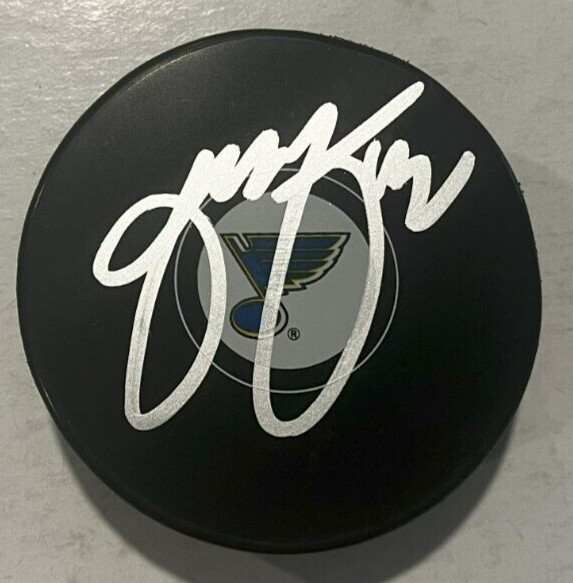 KASPERI KAPANEN SIGNED ST LOUIS BLUES HOCKEY PUCK W/ CASE COA