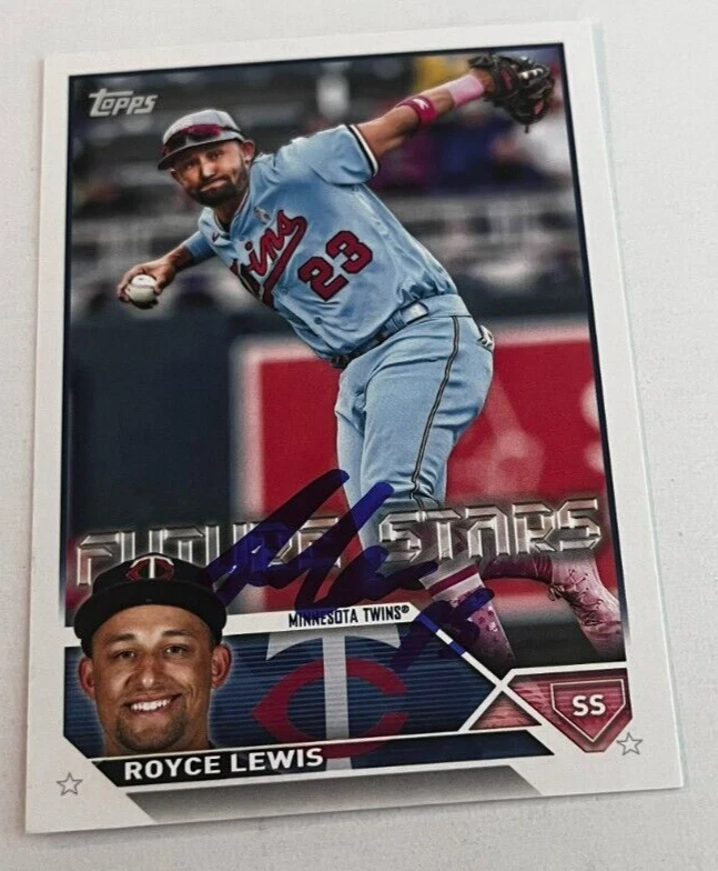 ROYCE LEWIS SIGNED 2023 TOPPS BASEBALL CARD AUTO