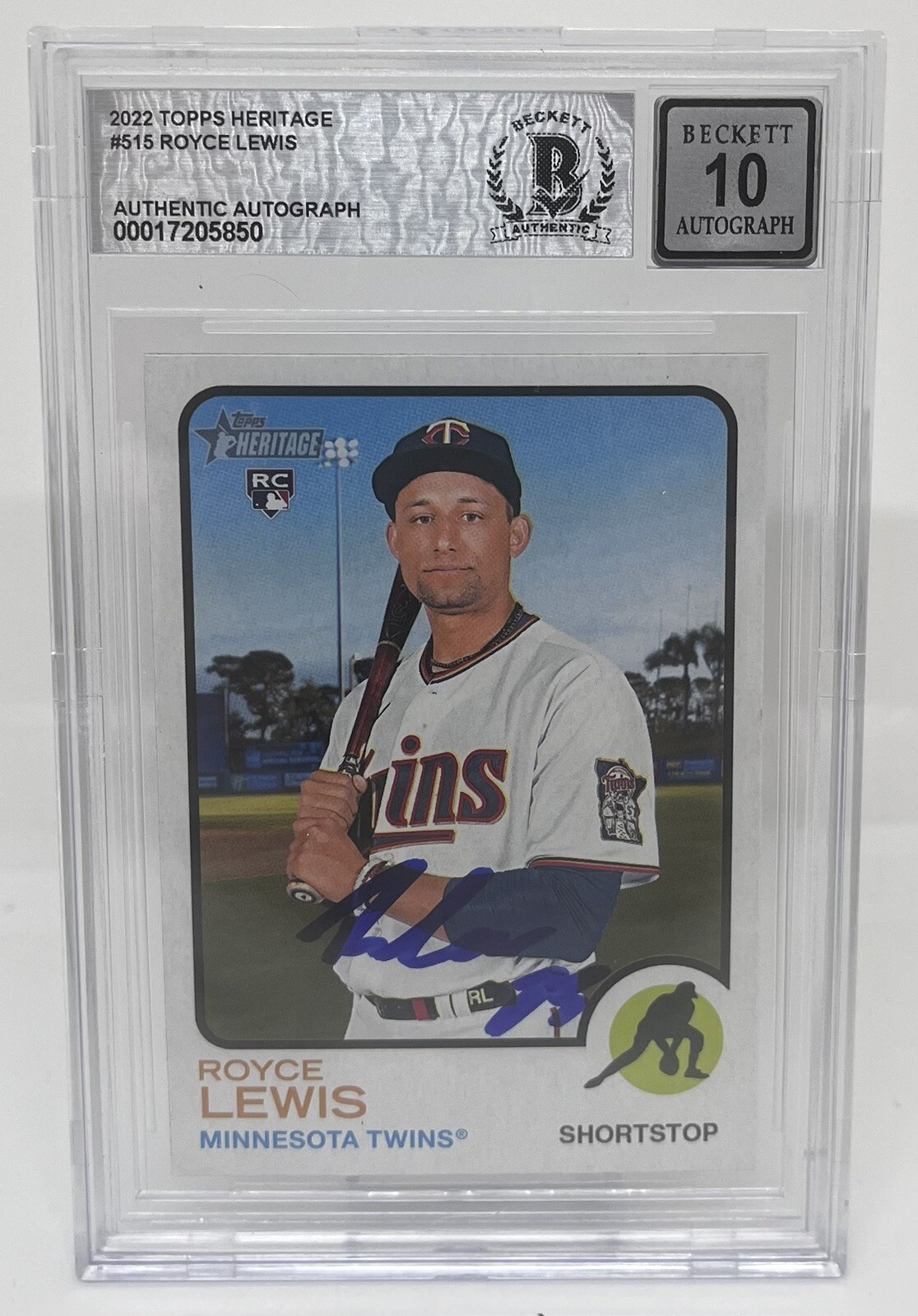 ROYCE LEWIS SIGNED 2022 TOPPS HERITAGE BASEBALL ROOKIE CARD BECKETT BAS 10 AUTO