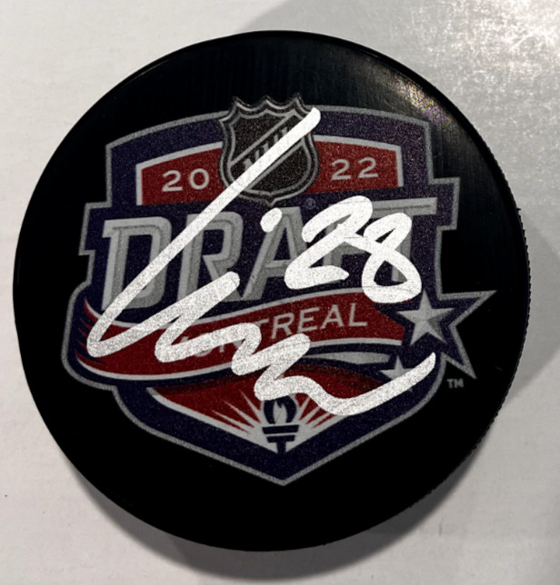 LIAM OHGREN SIGNED MINNESOTA WILD 2022 NHL DRAFT HOCKEY PUCK W/ CASE COA