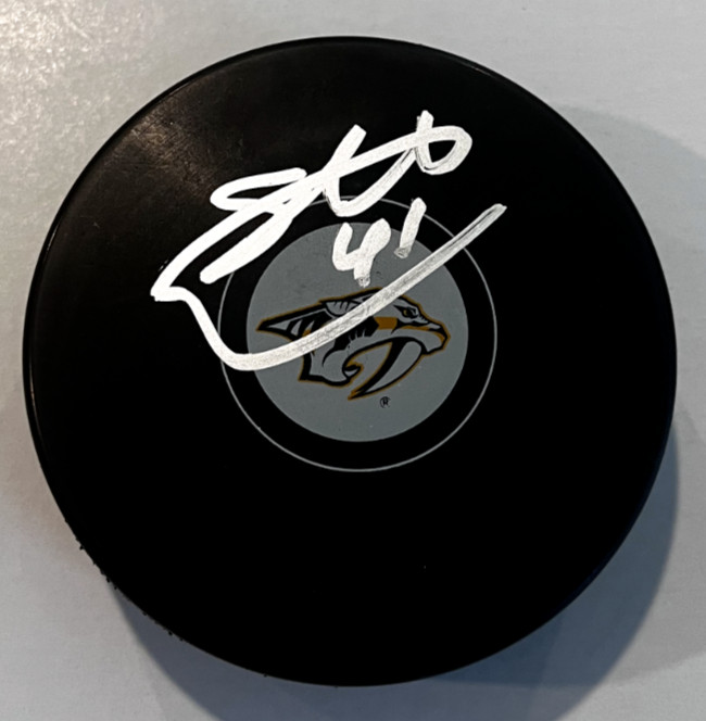 SCOTT WEDGEWOOD SIGNED NASHVILLE PREDATORS HOCKEY PUCK W/ CASE COA
