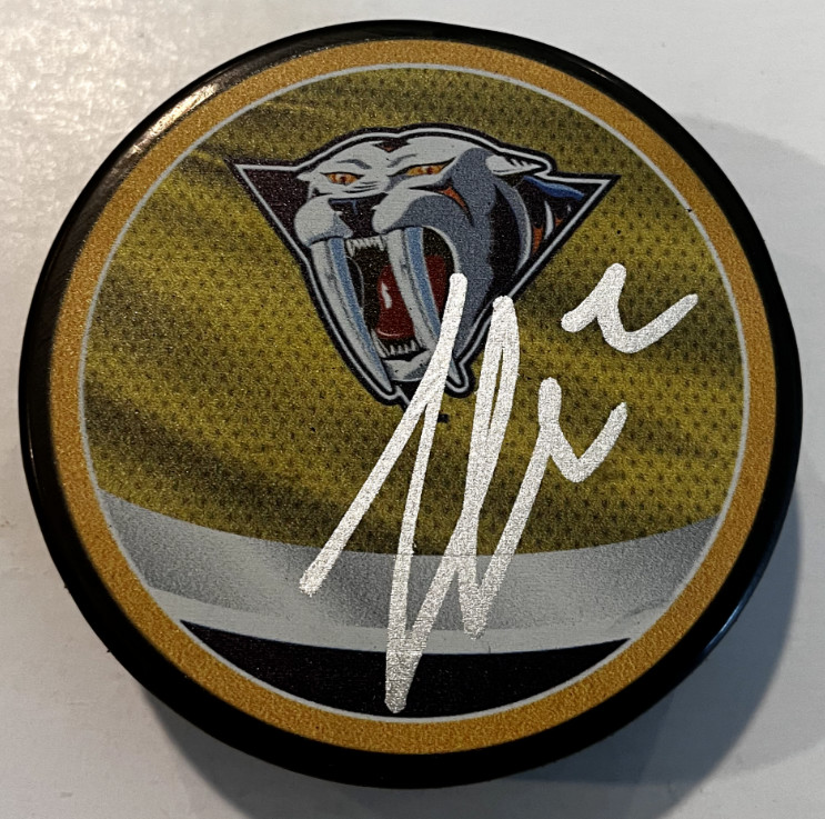 LUKE SCHENN SIGNED NASHVILLE PREDATORS HOCKEY PUCK W/ CASE COA