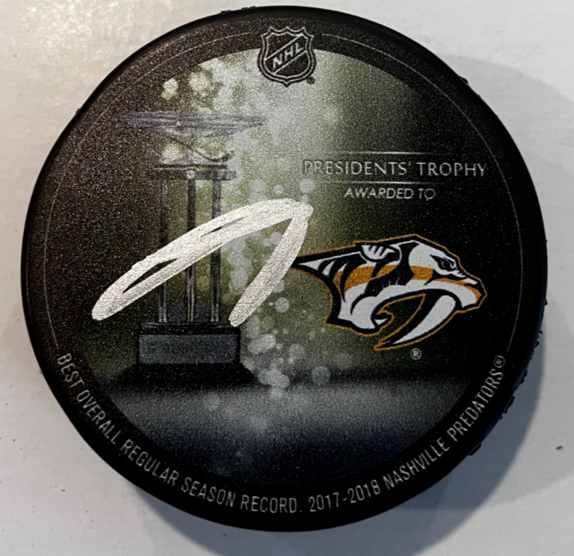 ROMAN JOSI SIGNED NASHVILLE PREDATORS PRESIDENTS TROPHY HOCKEY PUCK W/ CASE COA