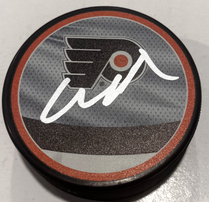 SEAN COUTURIER SIGNED PHILADELPHIA FLYERS HOCKEY PUCK W/ CASE COA