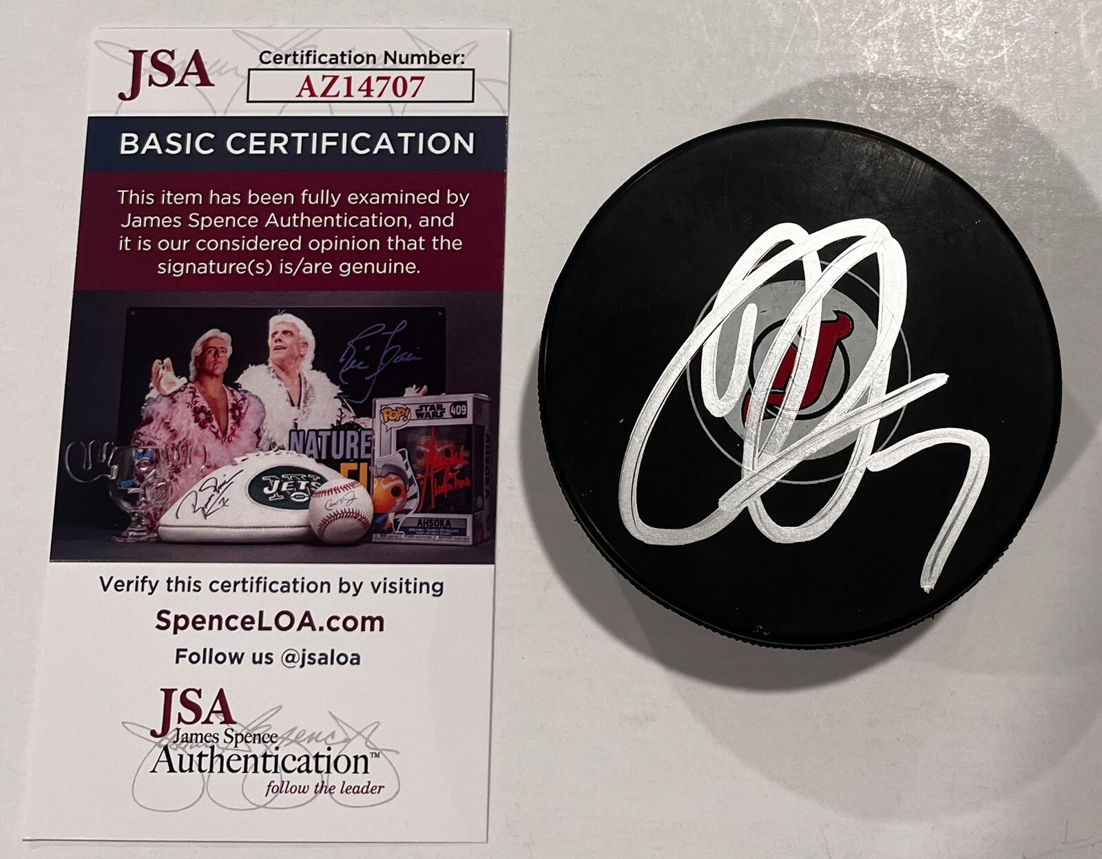 DOUGIE HAMILTON SIGNED NEW JERSEY DEVILS HOCKEY PUCK W/ CASE JSA COA