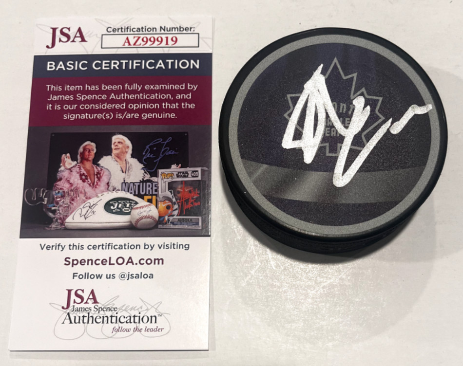 JOHN TAVARES SIGNED TORONTO MAPLE LEAFS HOCKEY PUCK W/ CASE JSA COA