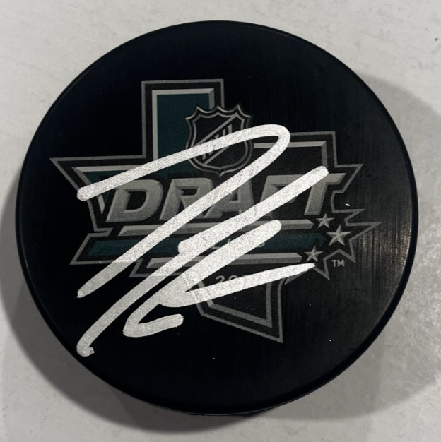 JESPERI KOTKANIEMI SIGNED 2018 NHL DRAFT PUCK W/ CASE HURRICANES CANADIENS COA