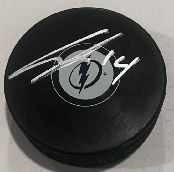 CONOR GEEKIE SIGNED TAMPA BAY LIGHTNING HOCKEY PUCK W/ CASE COA
