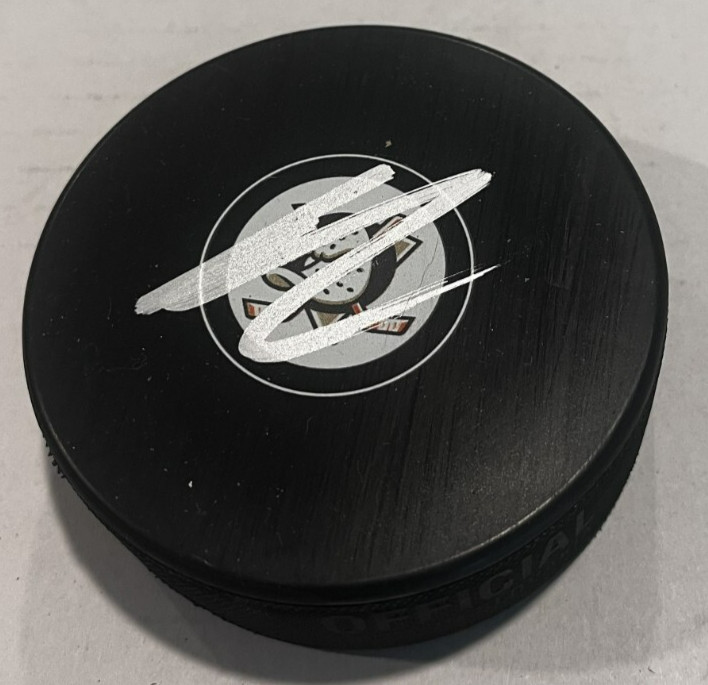 LEO CARLSSON SIGNED ANAHEIM DUCKS HOCKEY PUCK W/ CASE COA