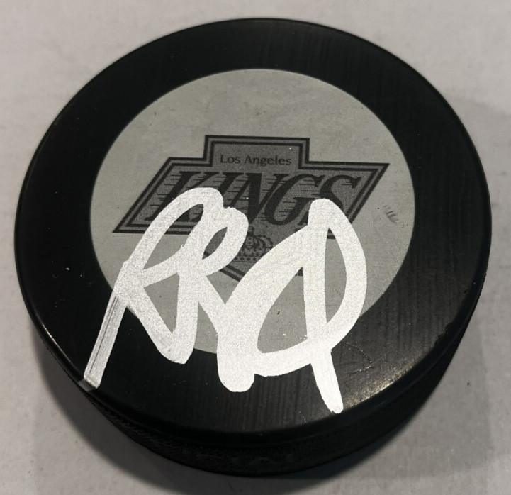 ROB BLAKE SIGNED LOS ANGELES KINGS HOCKEY PUCK W/ CASE COA