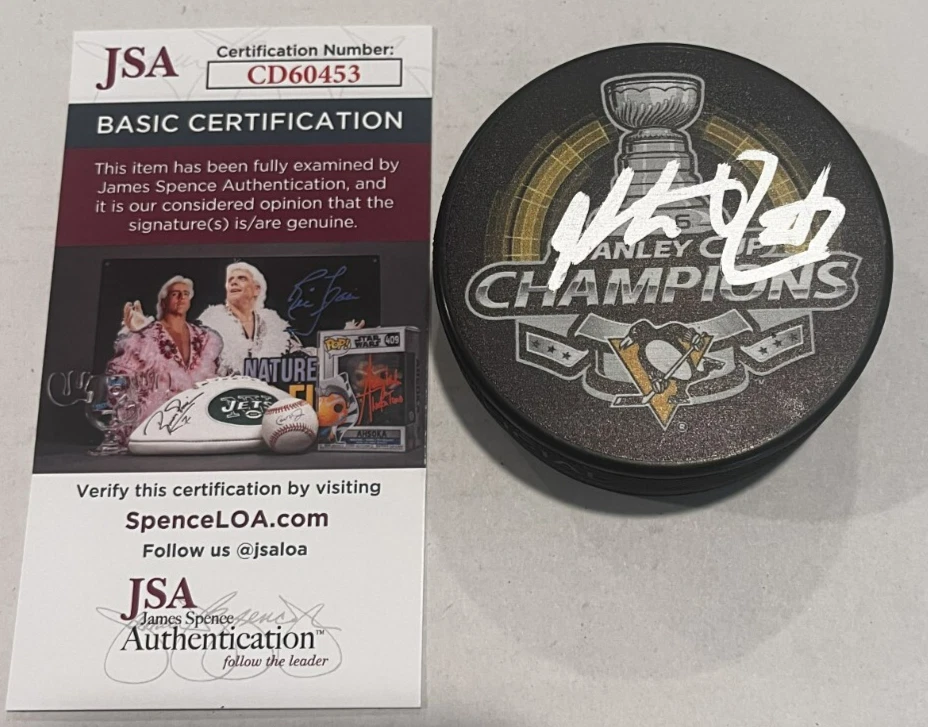 KRIS LETANG SIGNED PITTSBURGH PENGUINS 2016 STANLEY CUP PUCK W/ CASE JSA COA