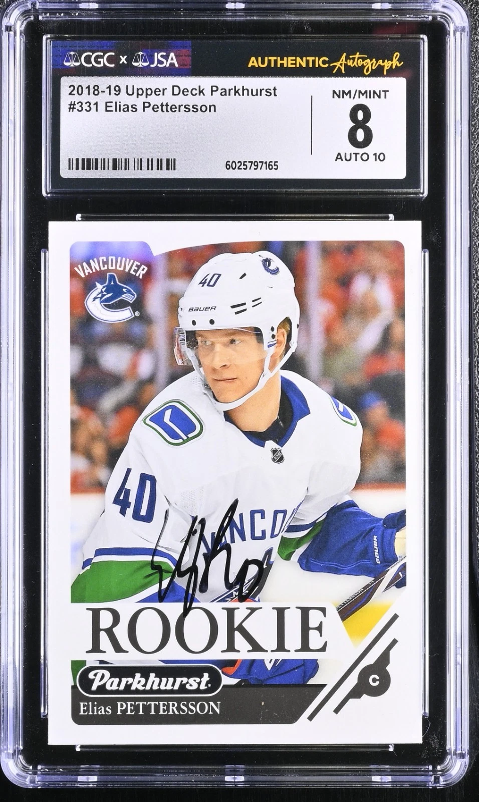 ELIAS PETTERSSON SIGNED 2018-19 UPPER DECK PARKHURST CARD #331 CGC 8 JSA 10 AUTO