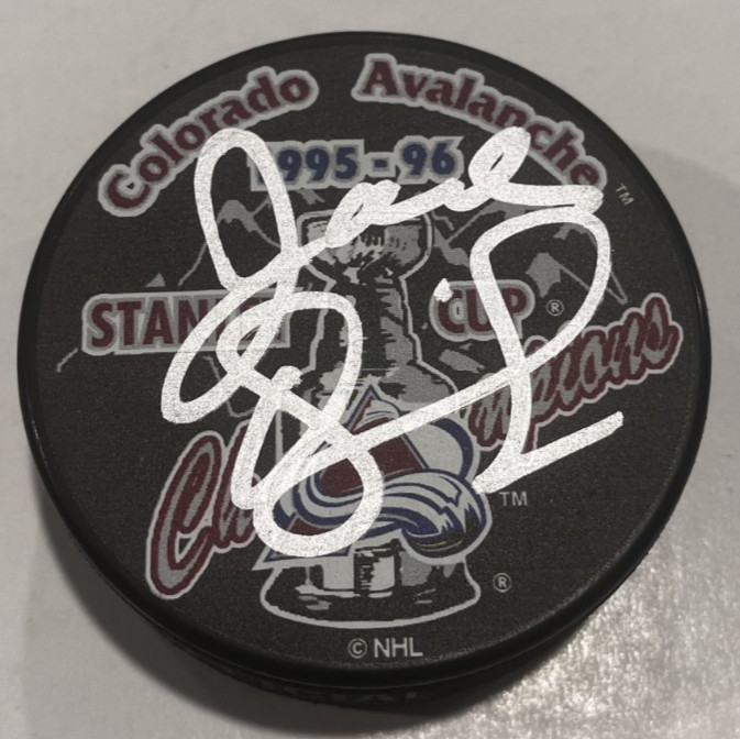 JOEL QUENNEVILLE SIGNED COLORADO AVALANCHE 1996 STANLEY CUP PUCK W/ CASE COA