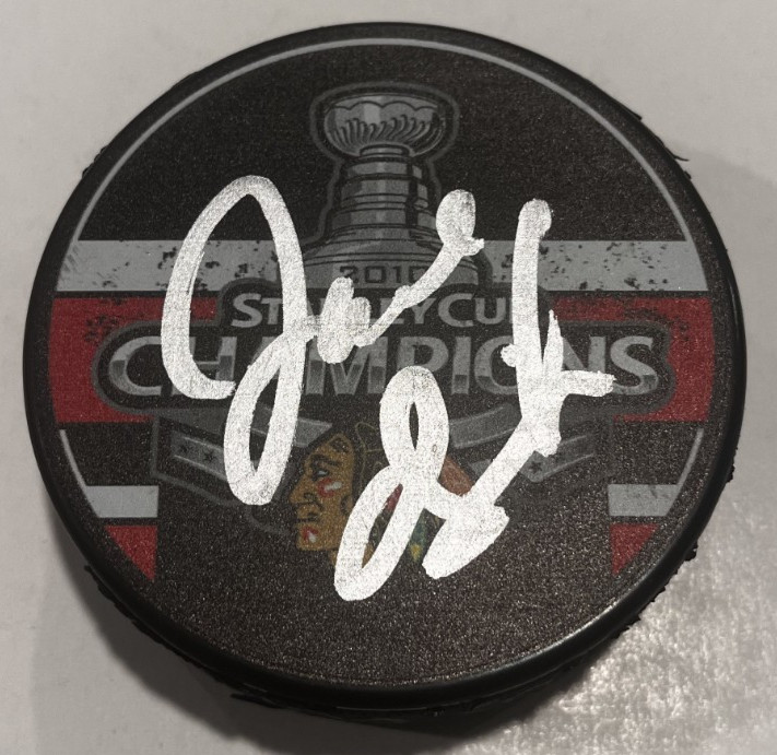 JOEL QUENNEVILLE SIGNED CHICAGO BLACKHAWKS 2010 STANLEY CUP PUCK W/ CASE COA