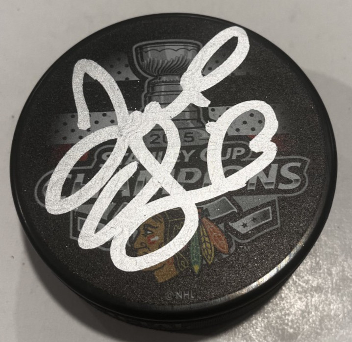 JOEL QUENNEVILLE SIGNED CHICAGO BLACKHAWKS 2015 STANLEY CUP PUCK W/ CASE COA