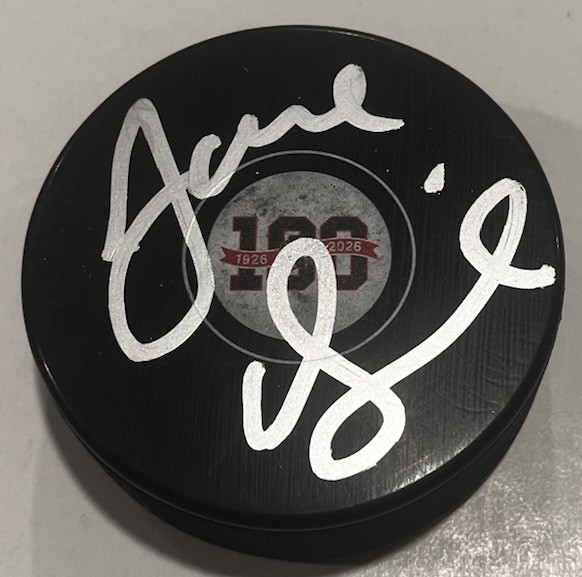 JOEL QUENNEVILLE SIGNED CHICAGO BLACKHAWKS 100 YEARS HOCKEY PUCK W/ CASE COA