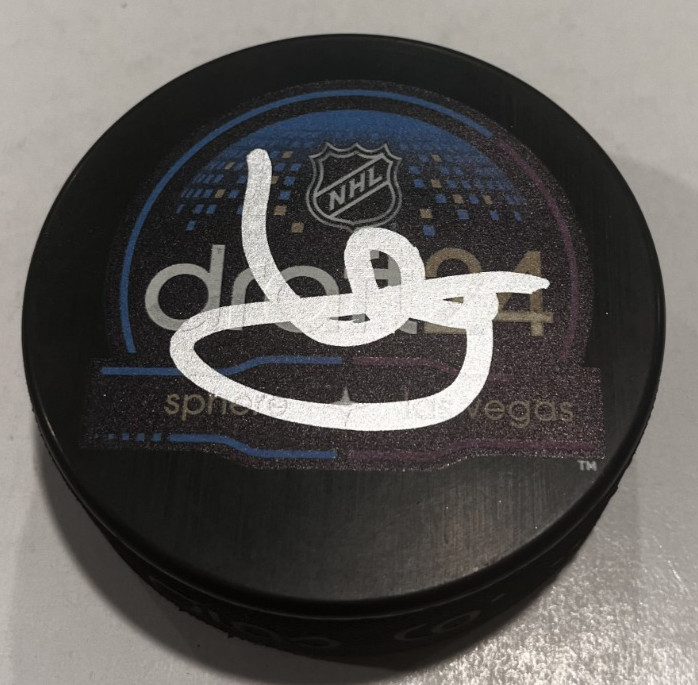 ARTYOM LEVSHUNOV SIGNED CHICAGO BLACKHAWKS 2024 NHL DRAFT HOCKEY PUCK W CASE COA