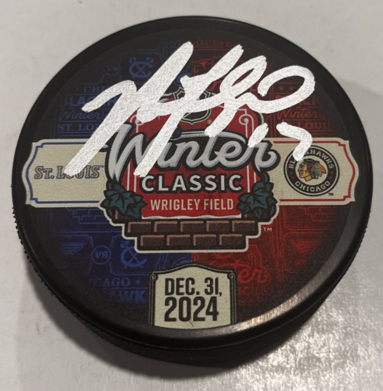 NICK FOLIGNO SIGNED CHICAGO BLACKHAWKS 2024 WINTER CLASSIC PUCK W/ CASE COA