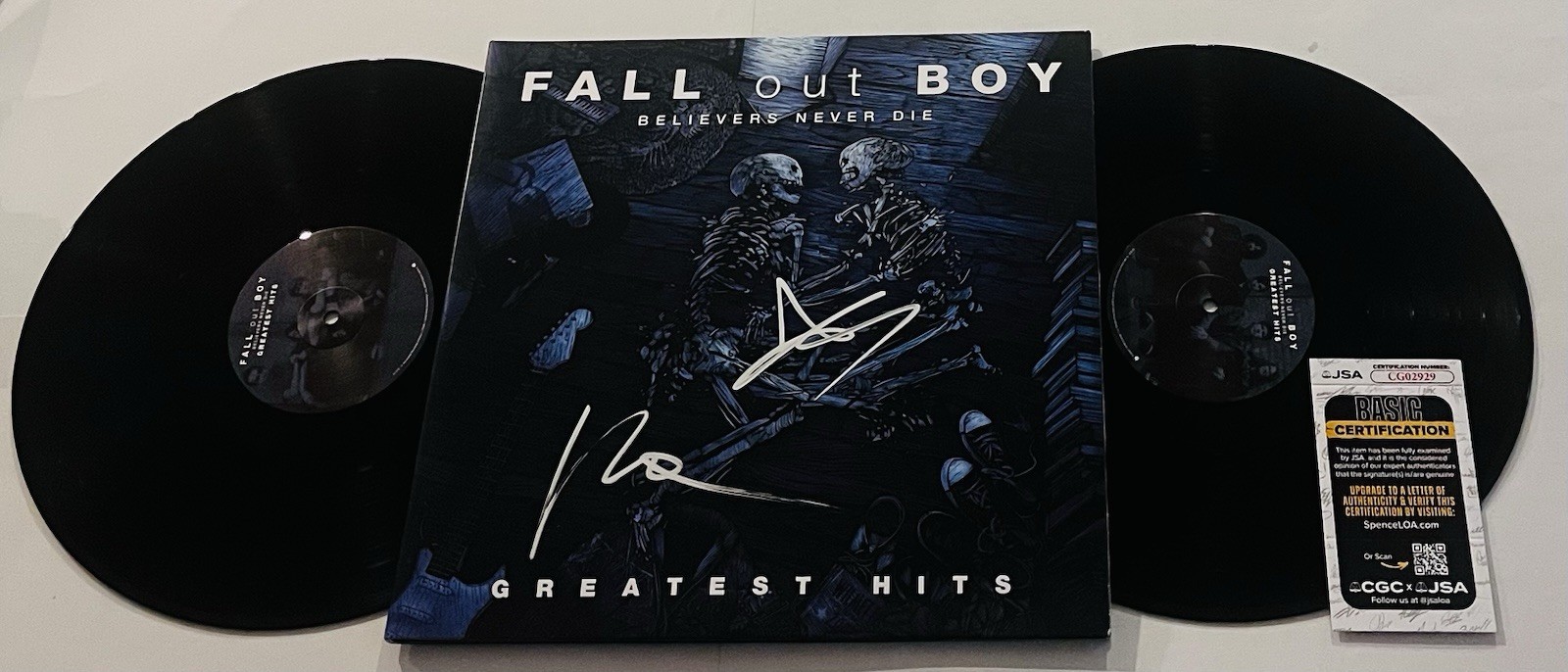 FALL OUT BOY SIGNED BELIEVERS NEVER DIE VINYL RECORD ALBUM PATRICK STUMP JSA COA
