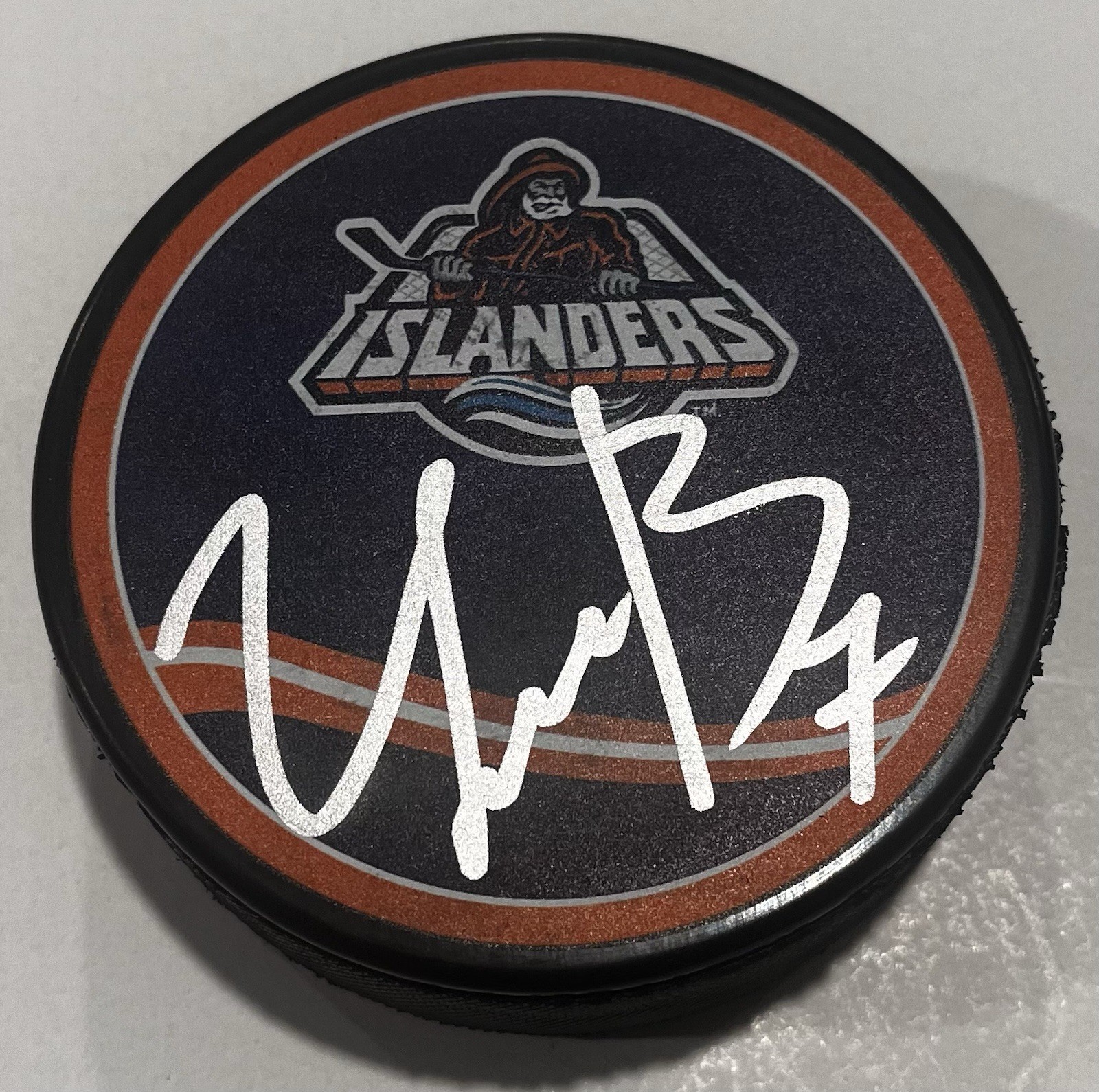 MAXIM TSYPLAKOV SIGNED NEW YORK ISLANDERS HOCKEY PUCK W/ CASE COA