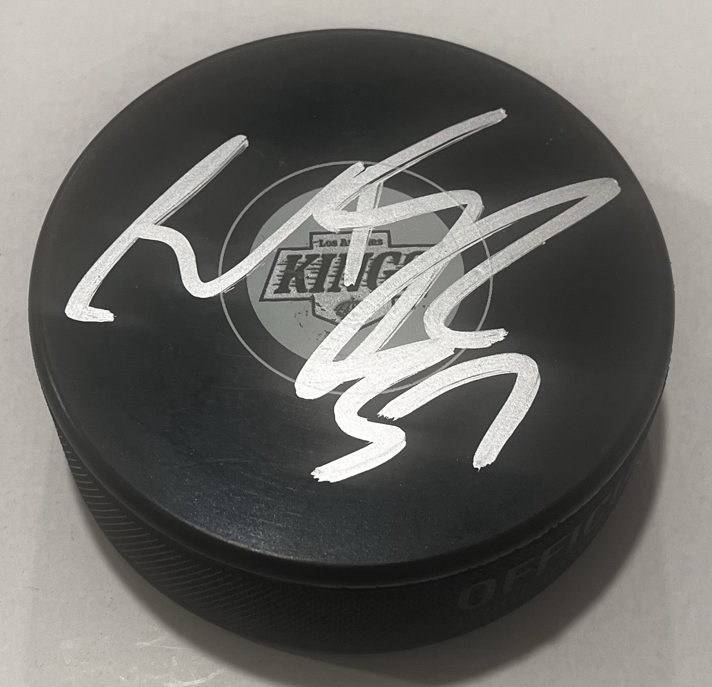 WARREN FOEGELE SIGNED LOS ANGELES KINGS HOCKEY PUCK W/ CASE COA