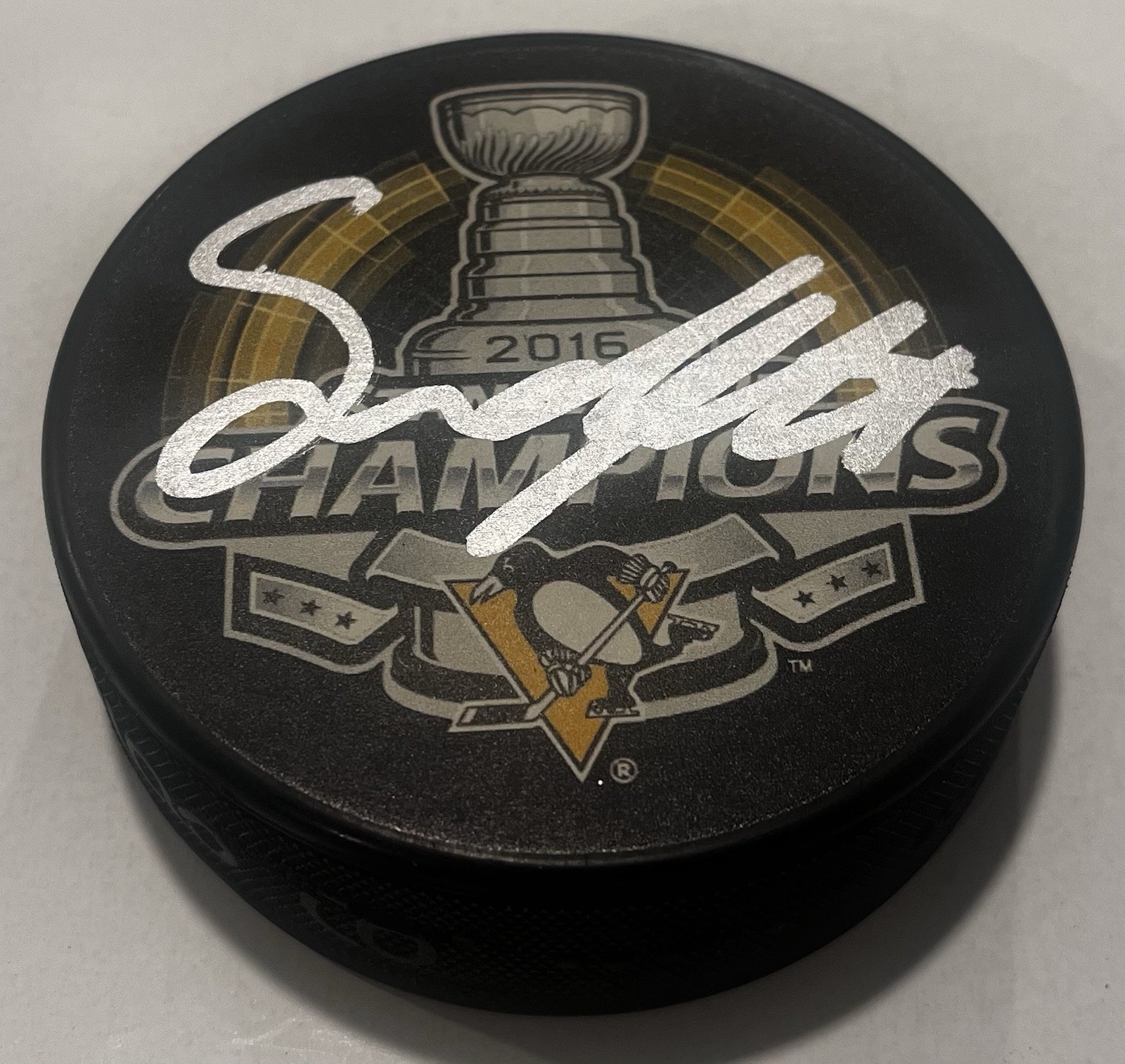 OSKAR SUNDQVIST SIGNED PITTSBURGH PENGUINS 2016 STANLEY CUP PUCK W/ CASE COA