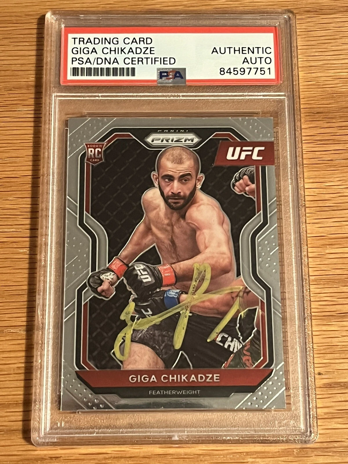 Giga Chikadze Signed Autographed 2021 Panini Prizm Auto UFC Rookie RC PSA/DNA