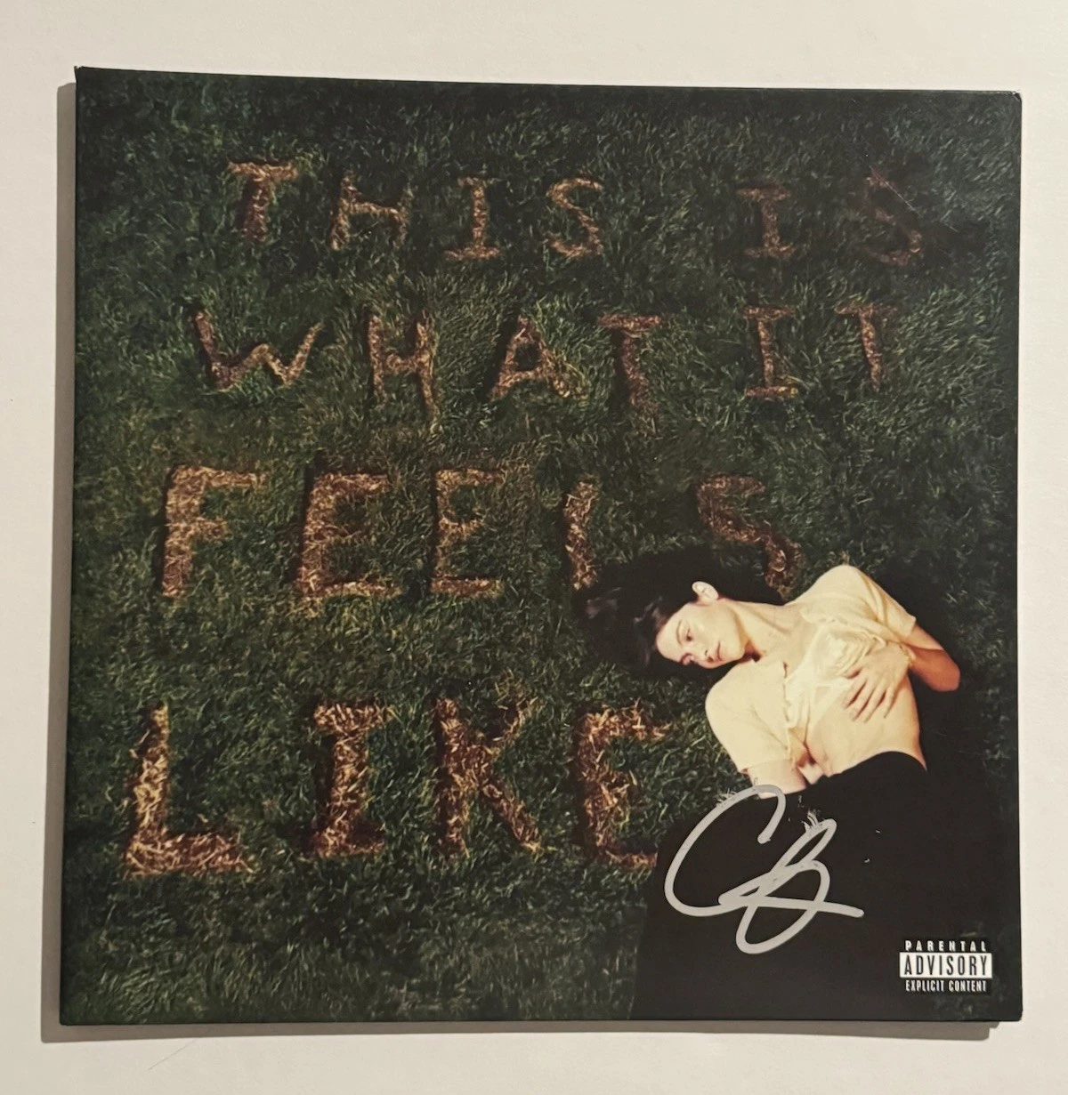 GRACIE ABRAMS SIGNED THIS IS WHAT IT FEELS LIKE LP VINYL RECORD ALBUM SINGER COA
