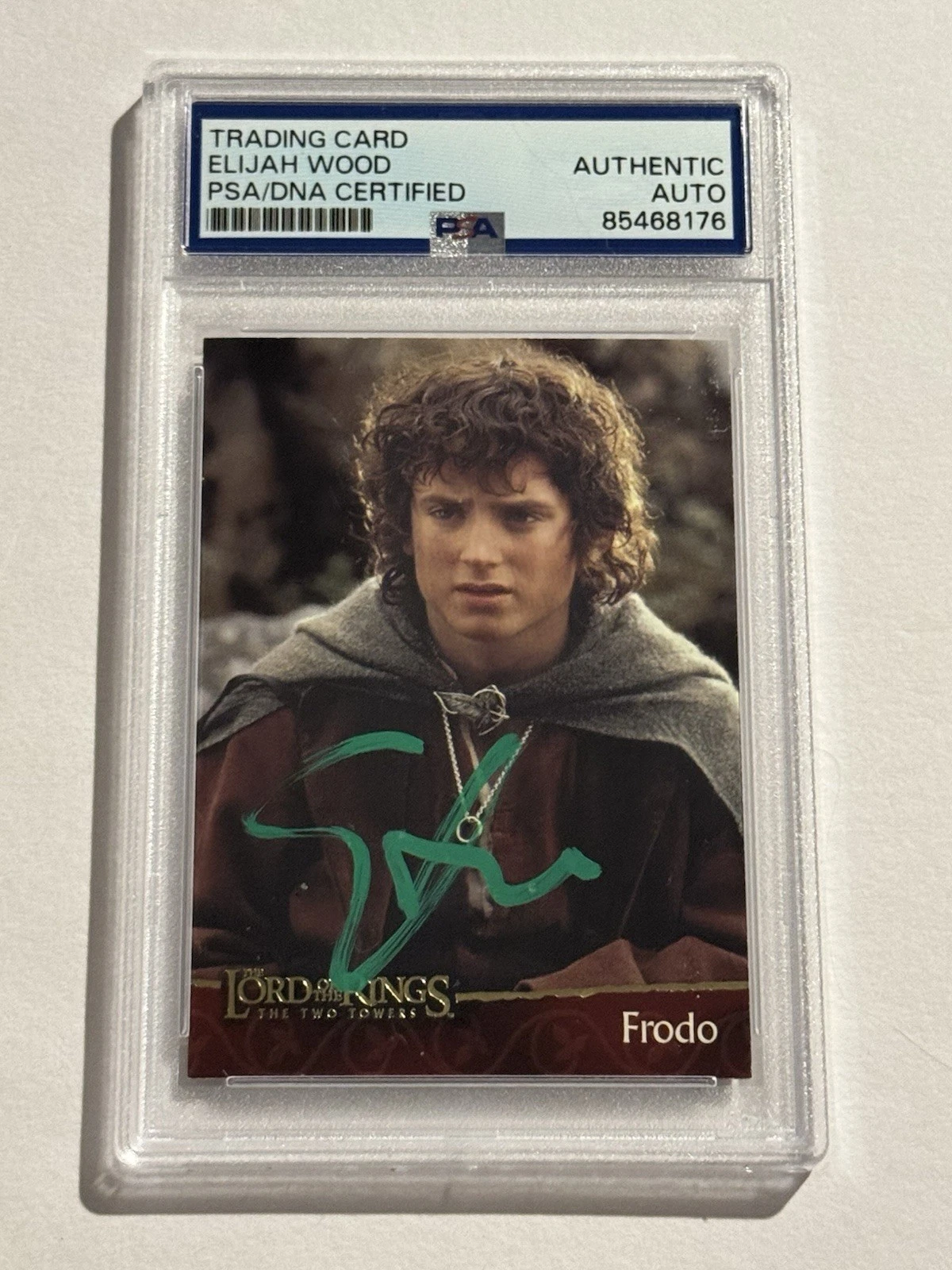 ELIJAH WOOD SIGNED AUTO 2002 Topps The Lord of the Rings Frodo Card #1 PSA