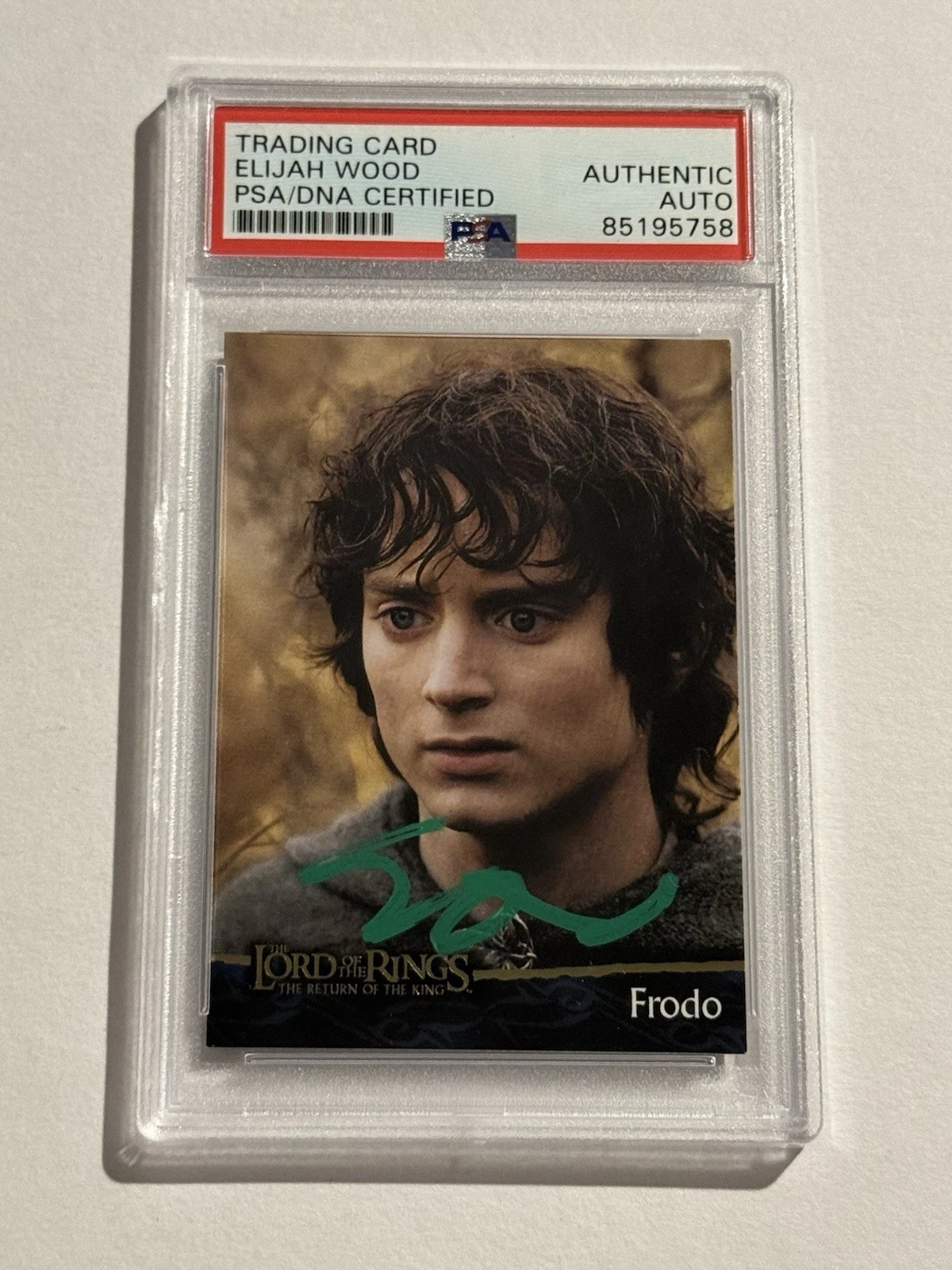 ELIJAH WOOD SIGNED AUTO 2003 Topps Lord Of The Rings #2 Frodo PSA