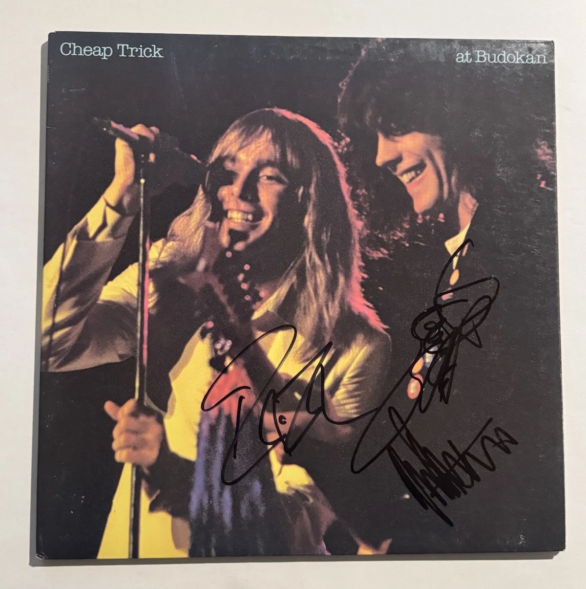 CHEAP TRICK FULL BAND SIGNED VINYL RECORD AUTOGRAPHED ROBIN ZANDER NIELSEN COA