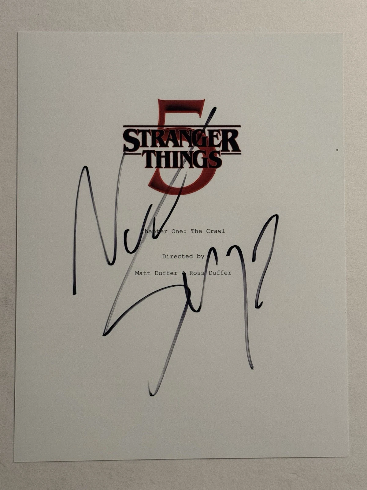NOAH SCHNAPP SIGNED SCRIPT COVER ACTOR AUTOGRAPHED STRANGER THINGS 5  COA