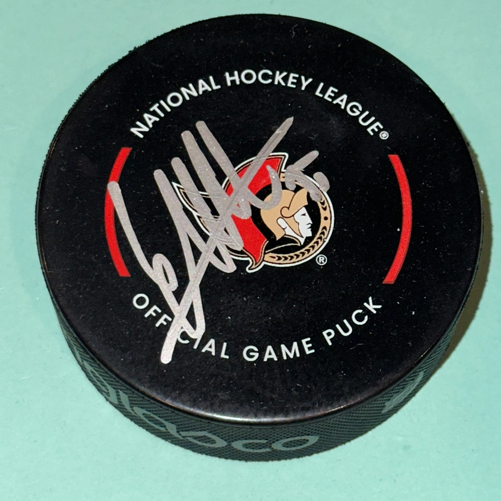 LINUS ULLMARK Signed Ottawa SENATORS Official GAME Puck Beckett (BAS)